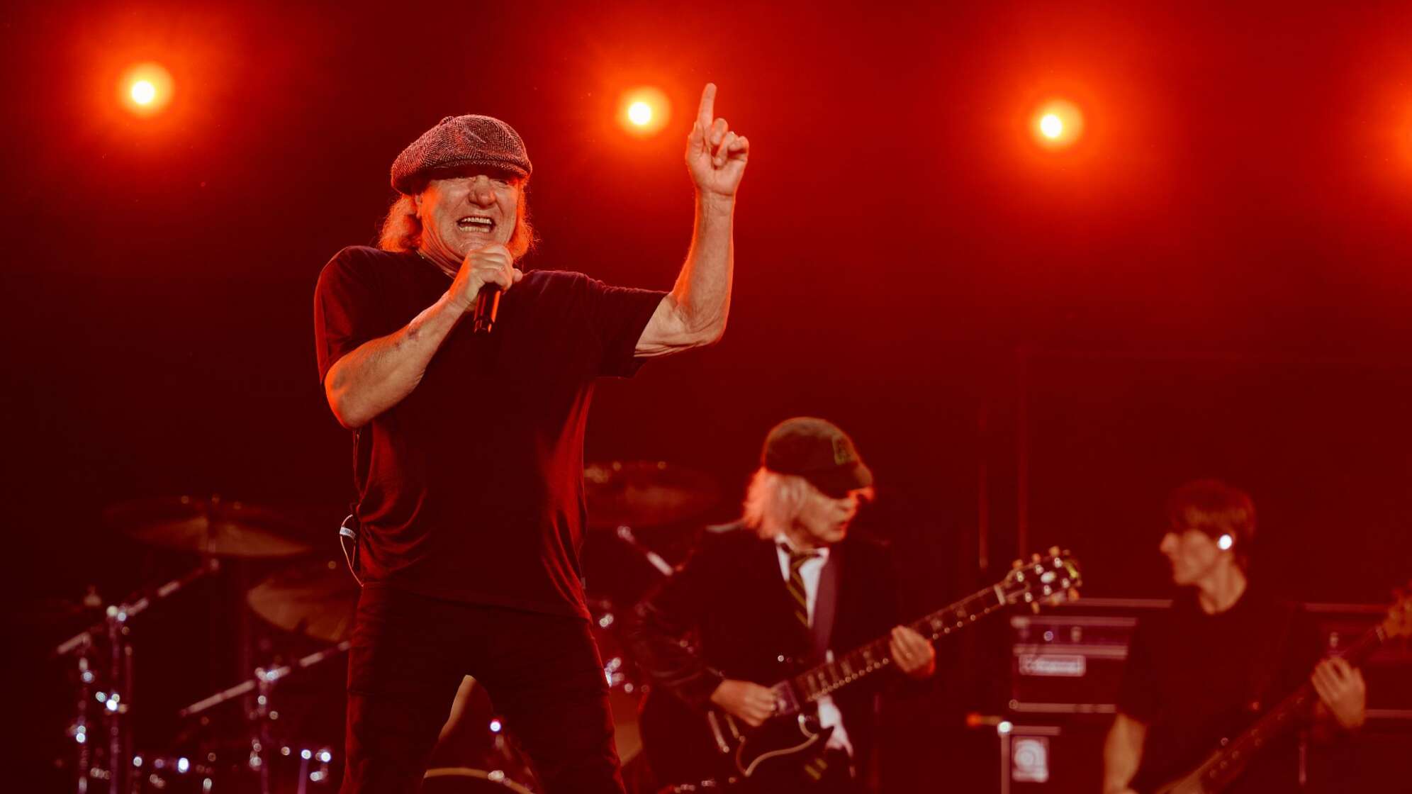 AC/DC Power Up Tour - Beginn der Europatour