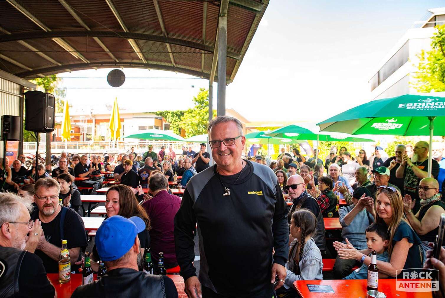 Foto von der ROCK ANTENNE Motorradtour 2024 - Eindrücke von der After Tour Party am ROCK ANTENNE Funkhaus in Ismaning