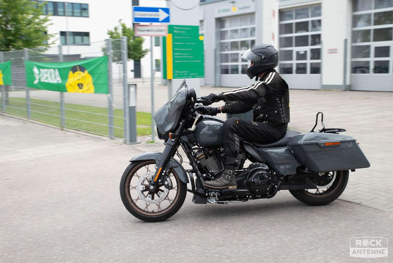 Foto von der ROCK ANTENNE Motorradtour 2024 - Eindrücke von den Motorrädern der Teilnehmer