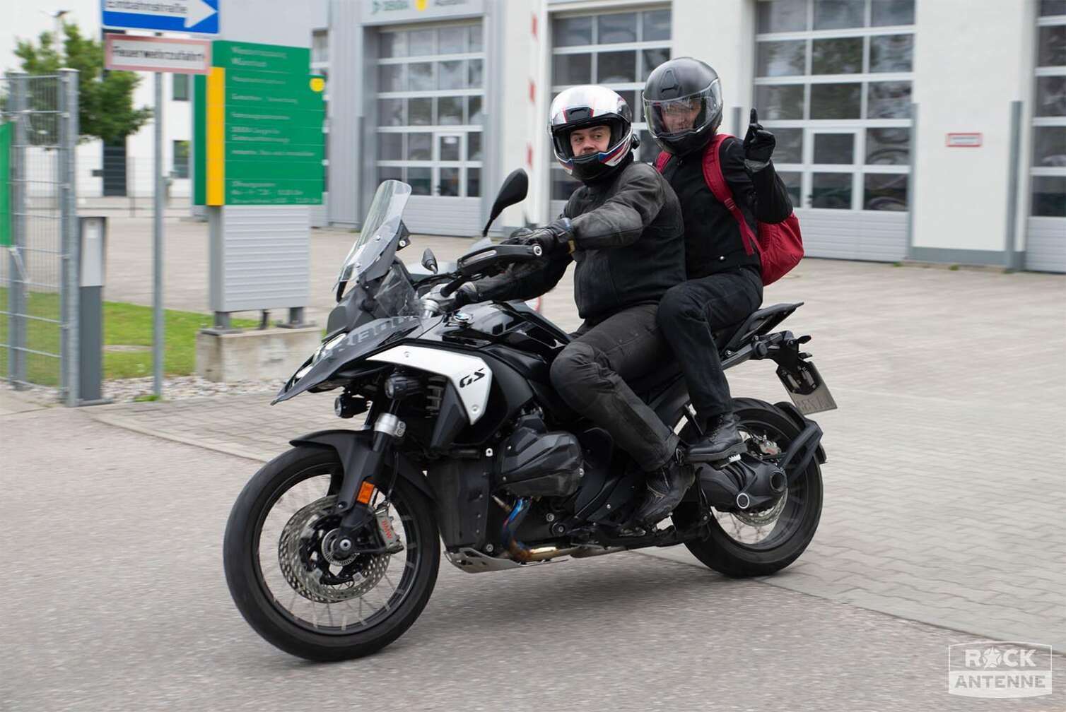 Foto von der ROCK ANTENNE Motorradtour 2024 - Eindrücke von den Motorrädern der Teilnehmer