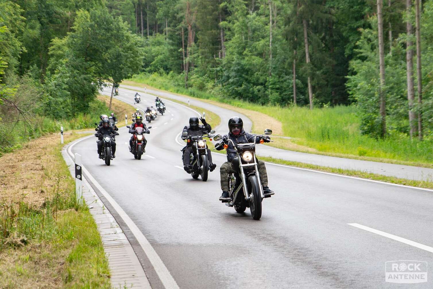 Foto von der ROCK ANTENNE Motorradtour 2024 - Eindrücke von den Motorrädern der Teilnehmer