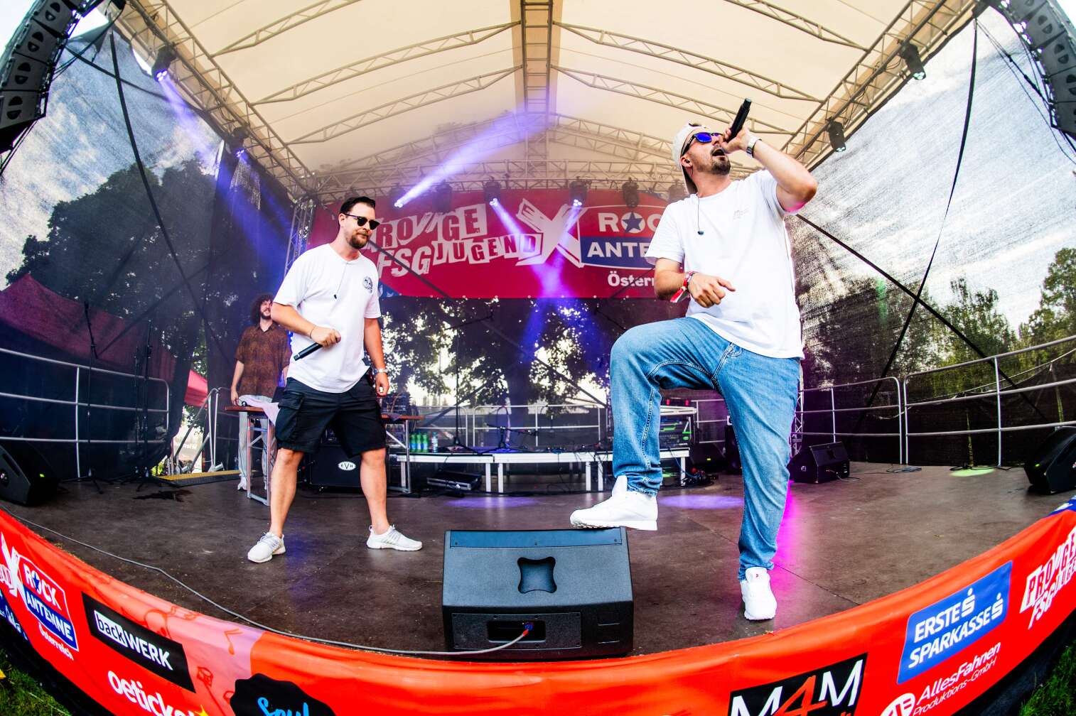 Stimmungsbilder von der FSG Pro-Ge Jugend x ROCK ANTENNE Österreich Bühne am Wiener Donauinselfest 2024