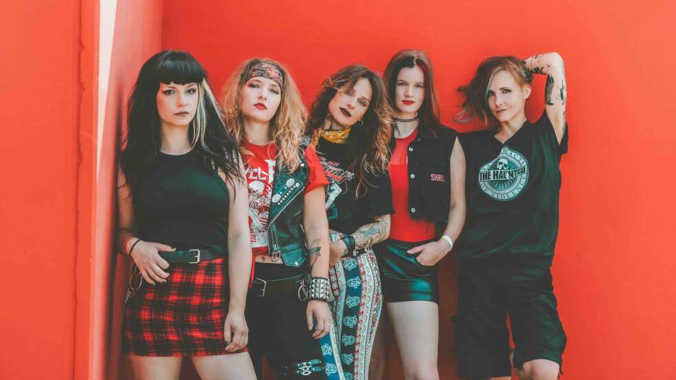 Rock'n'Roll Sisterhood since 2019: VULVARINE