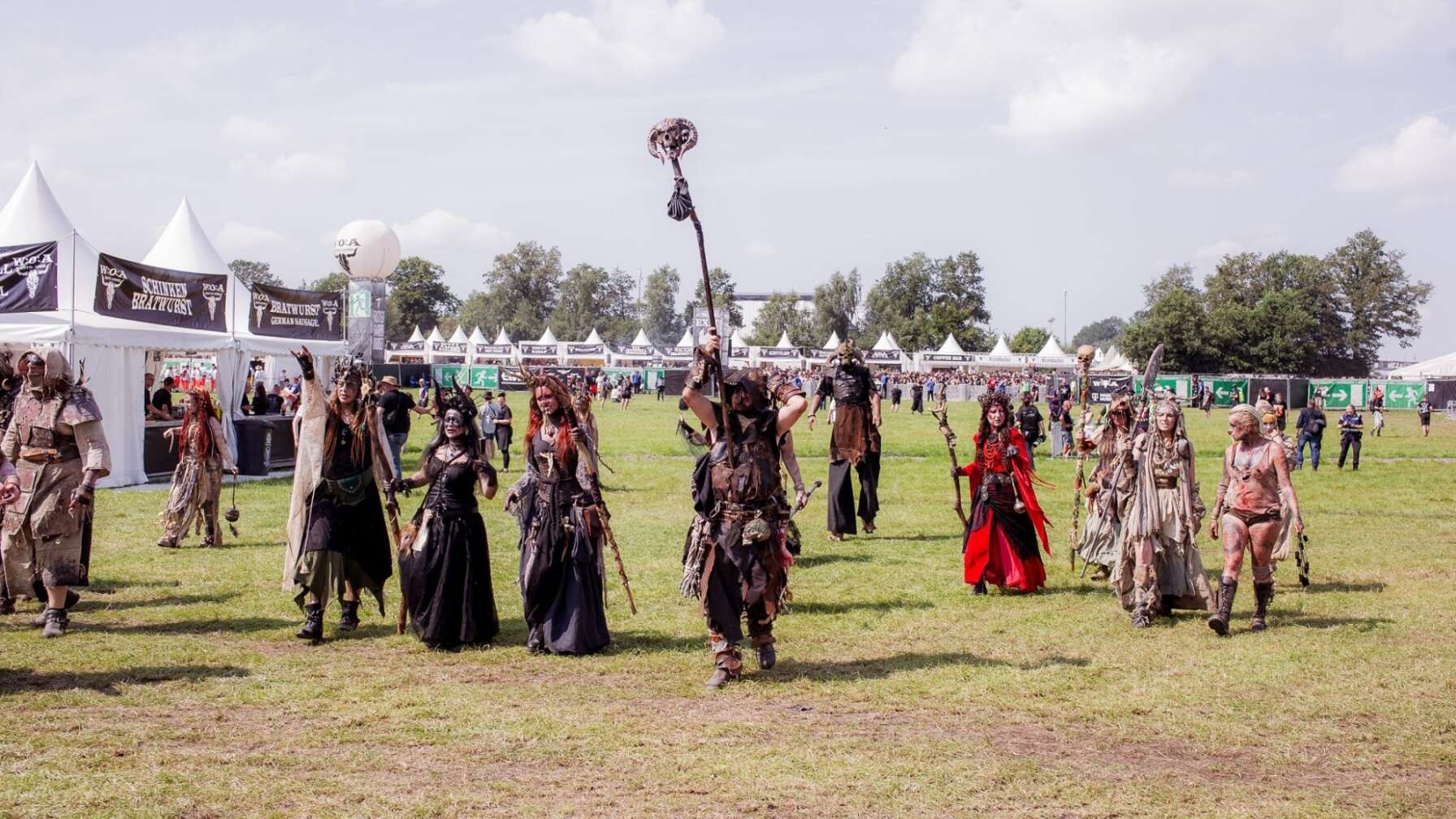 Land und Leute beim Wacken Open Air 2024