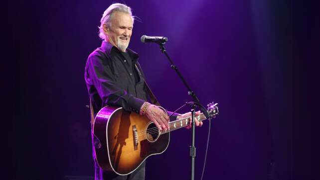 Kris Kristofferson: 10 Fakten über die Musik- und Filmlegende