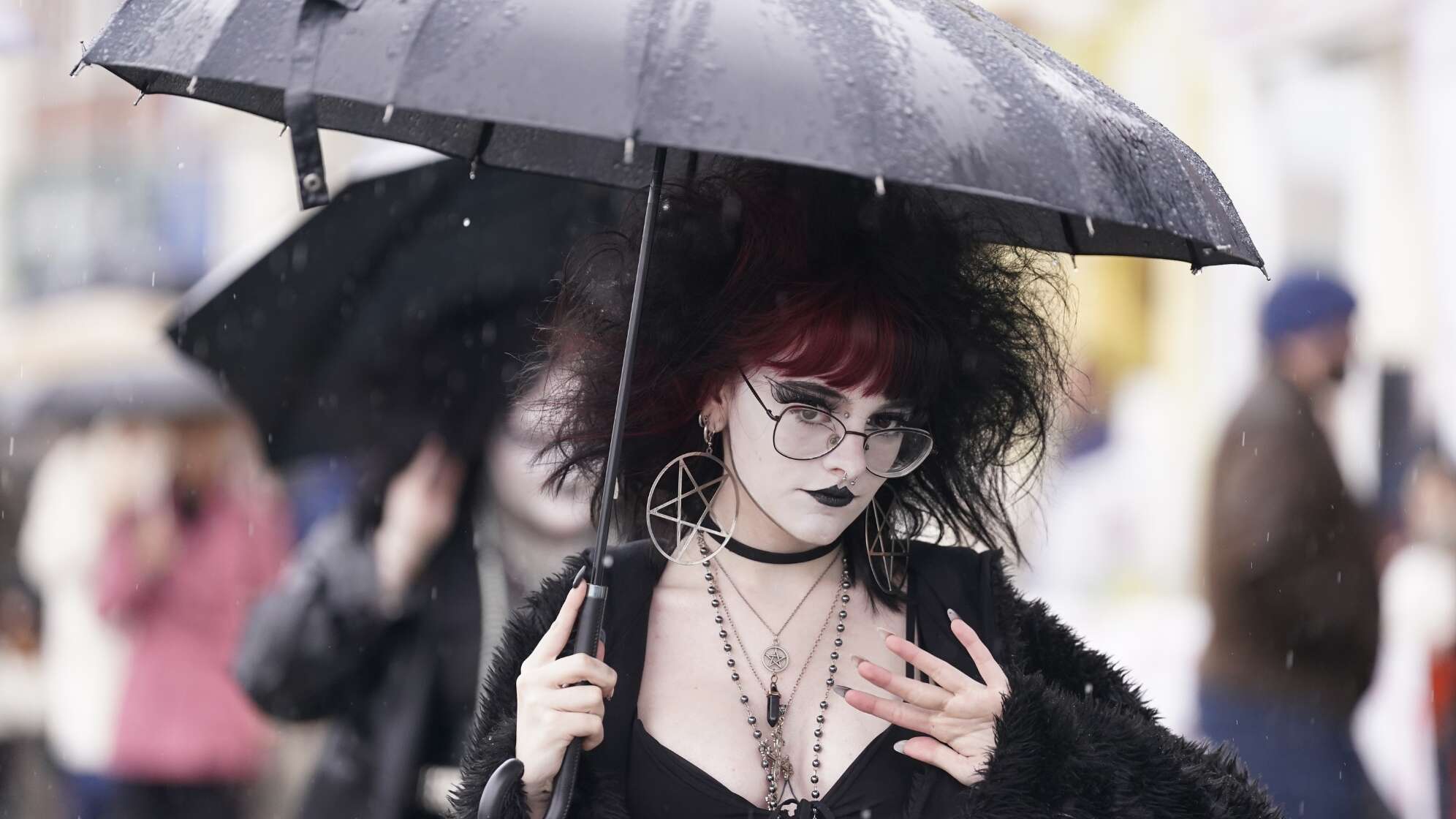 Foto von einem Goth auf dem Whitby Goth Weekend